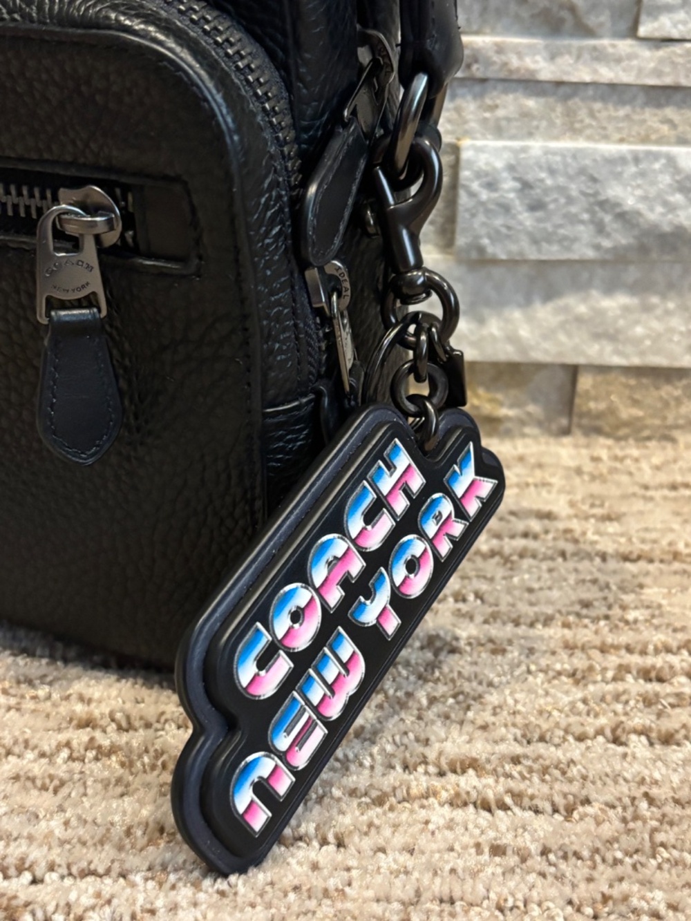 Coach NYC “80s Style” Logo Bag Clip/Keyring - Picture 8 of 8